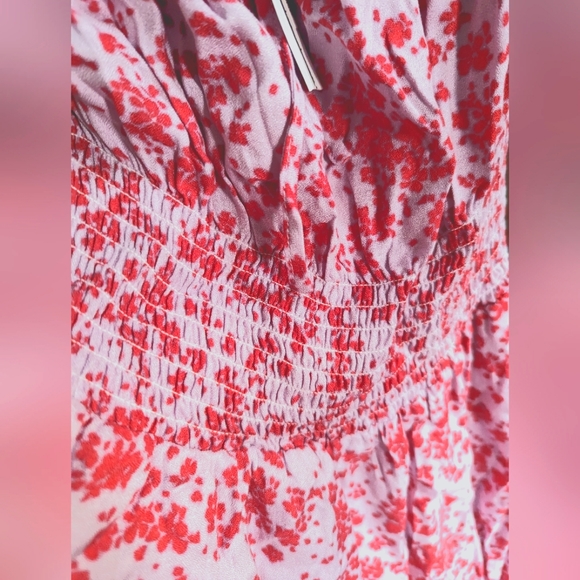 NWT Cupcakes and Cashmere Pink and Red Floral Off Shoulder Dress Size Small - Picture 3 of 4